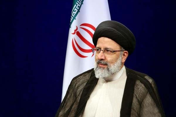 حجت الاسلام رئیسی: مسائل اقتصادی و معیشتی اولویت دولت است