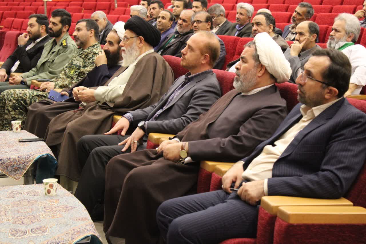 ۲۵۰ جانباز، آزاده و پاسدار بخش مرکزی یزد گردهم آمدند