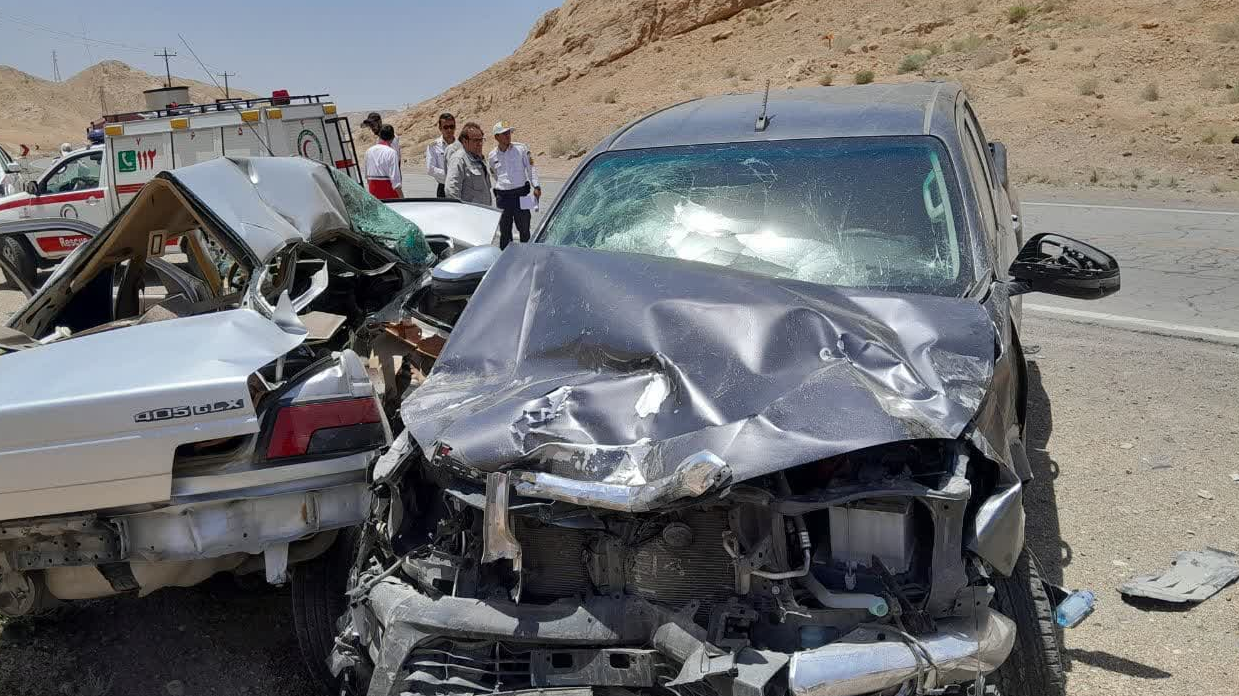 ۲ فوتی و چهار مصدوم در تصادف دو خودرو سواری در محور بافق