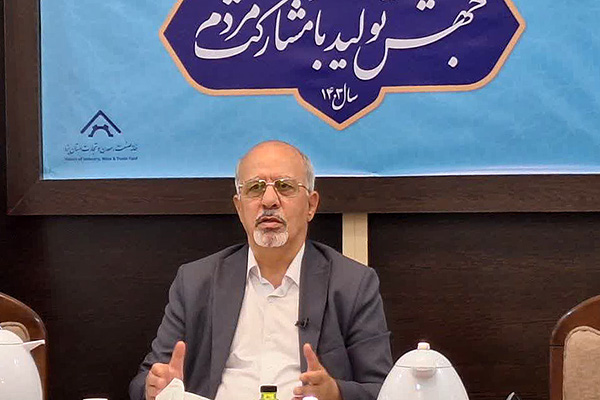 ۳۵۰۰ واحد صنعتی و معدنی در یزد فعال هستند