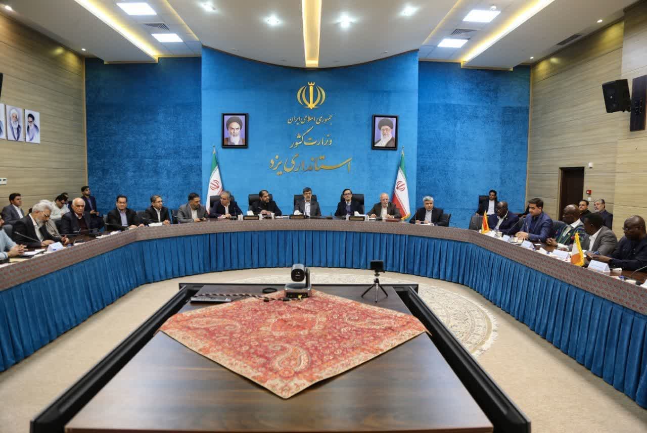 استان یزد تولید کننده تمامی مصالح مورد نیاز در صنعت ساختمان/ حضور ۳۰ هزار یزدی در هندوستان، نشانگر تعاملات تاریخی یزدی ها
