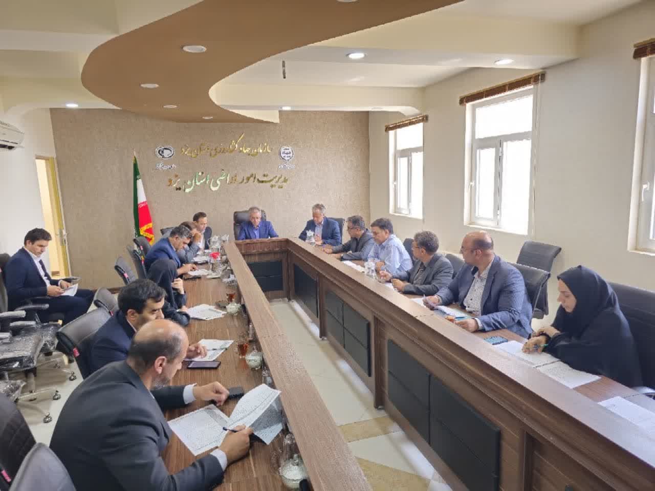 تسهیل سرمایه‌گذاری در انرژی‌های پاک با تعیین تکلیف ۴۸ پرونده واگذاری اراضی در یزد