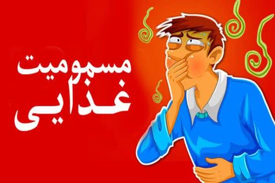 مسمومیت بیش از ۵۰ نفر از اهالی یک روستا با غذای فاسد