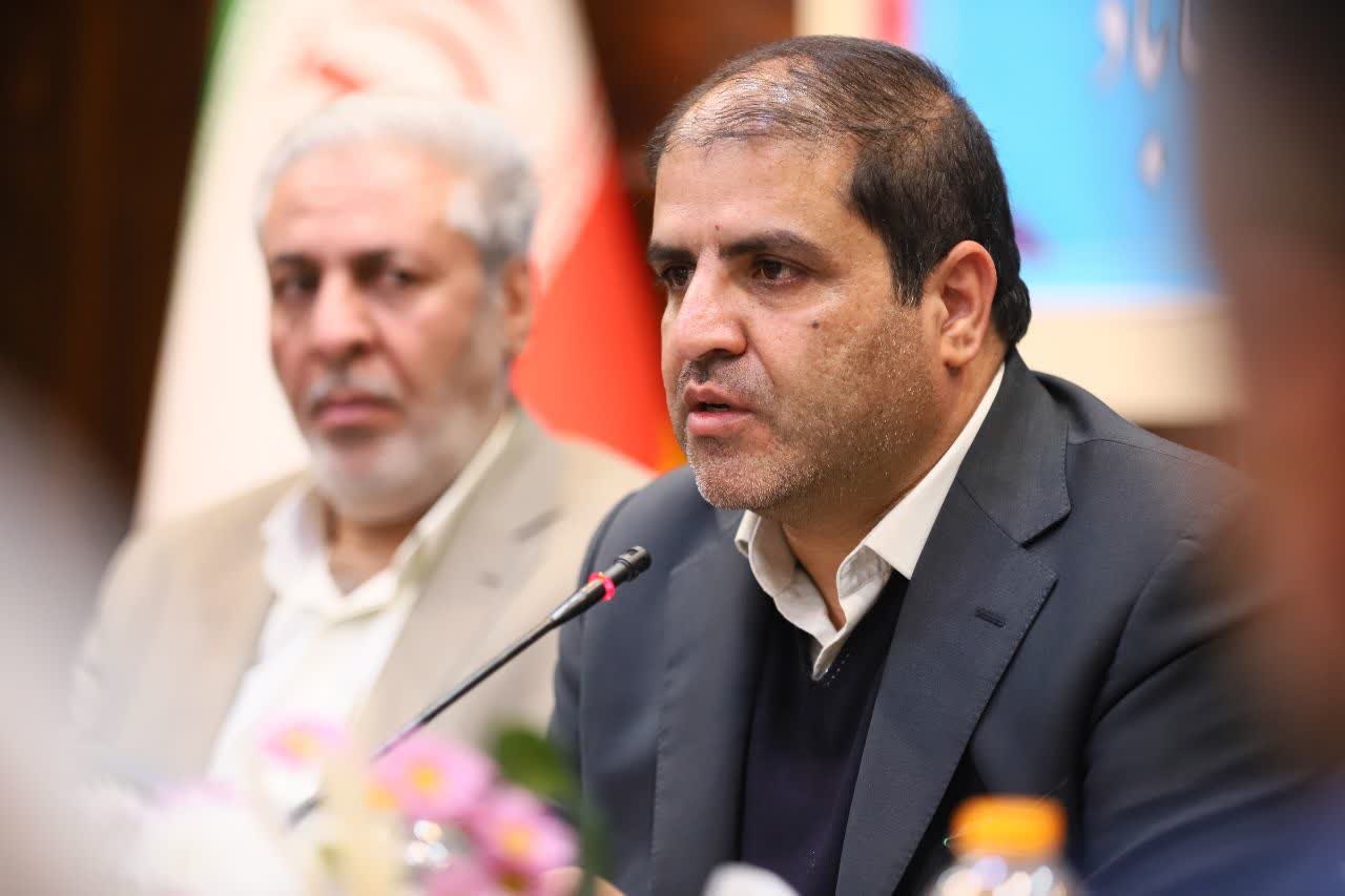 بی عدالتی را با «تبعیض مثبت» جبران کنیم/جوان امروز تشنه صداقت و عمل است