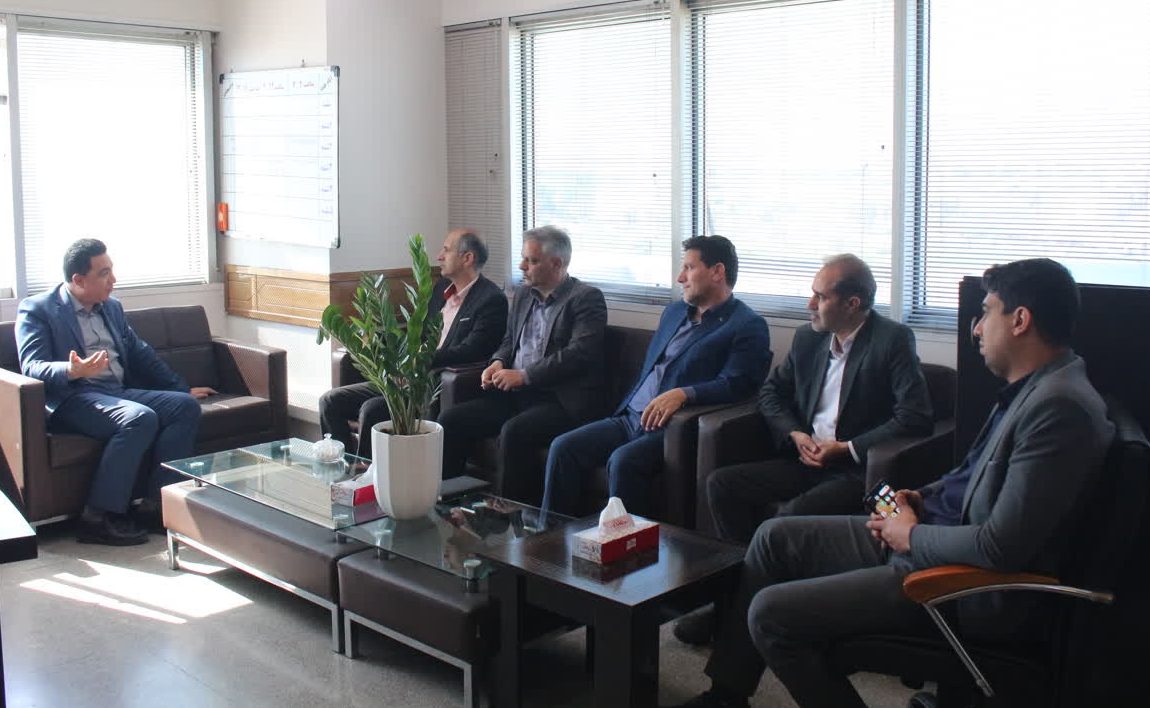 توسعه زیرساختهای ارتباطی شهرستان میبد بررسی شد