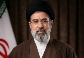 آیت الله سید مجتبی حسینی خامنهای سومین رهبر جمهوری اسلامی ایران شد