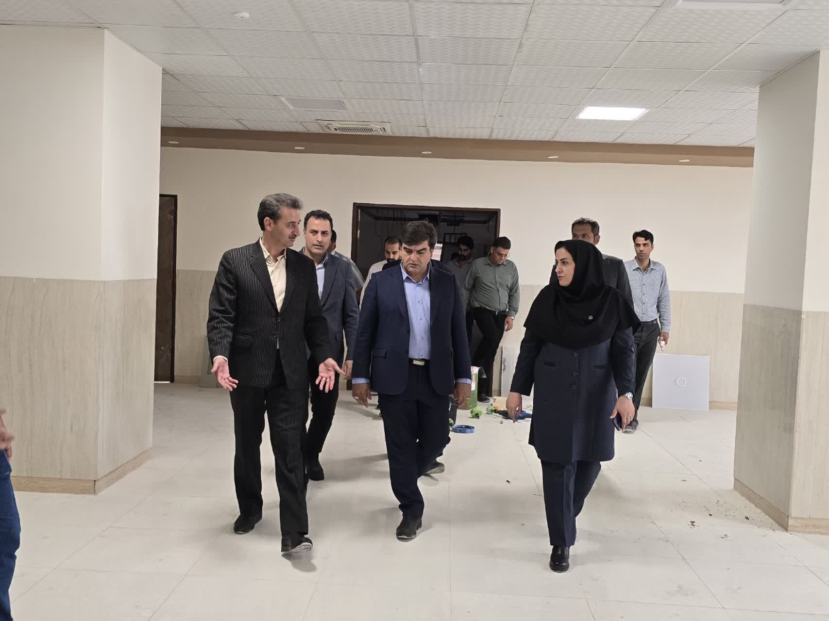 بازدید معاون استاندار یزد از پروژههای توسعهای بیمارستان ضیایی اردکان