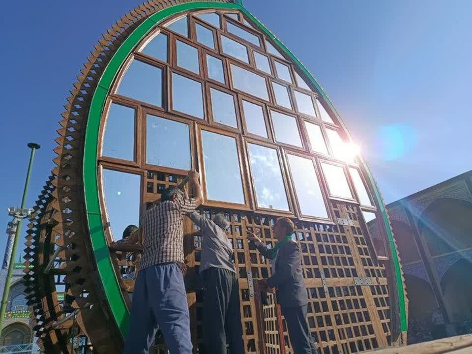 نخلبندی مهریز؛ آیینی که آینههای نذر، ایمان و خاطره را بر شانه تاریخ مینشاند